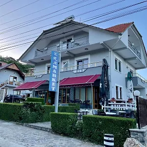 Eiffel's , Pogradec Albanie